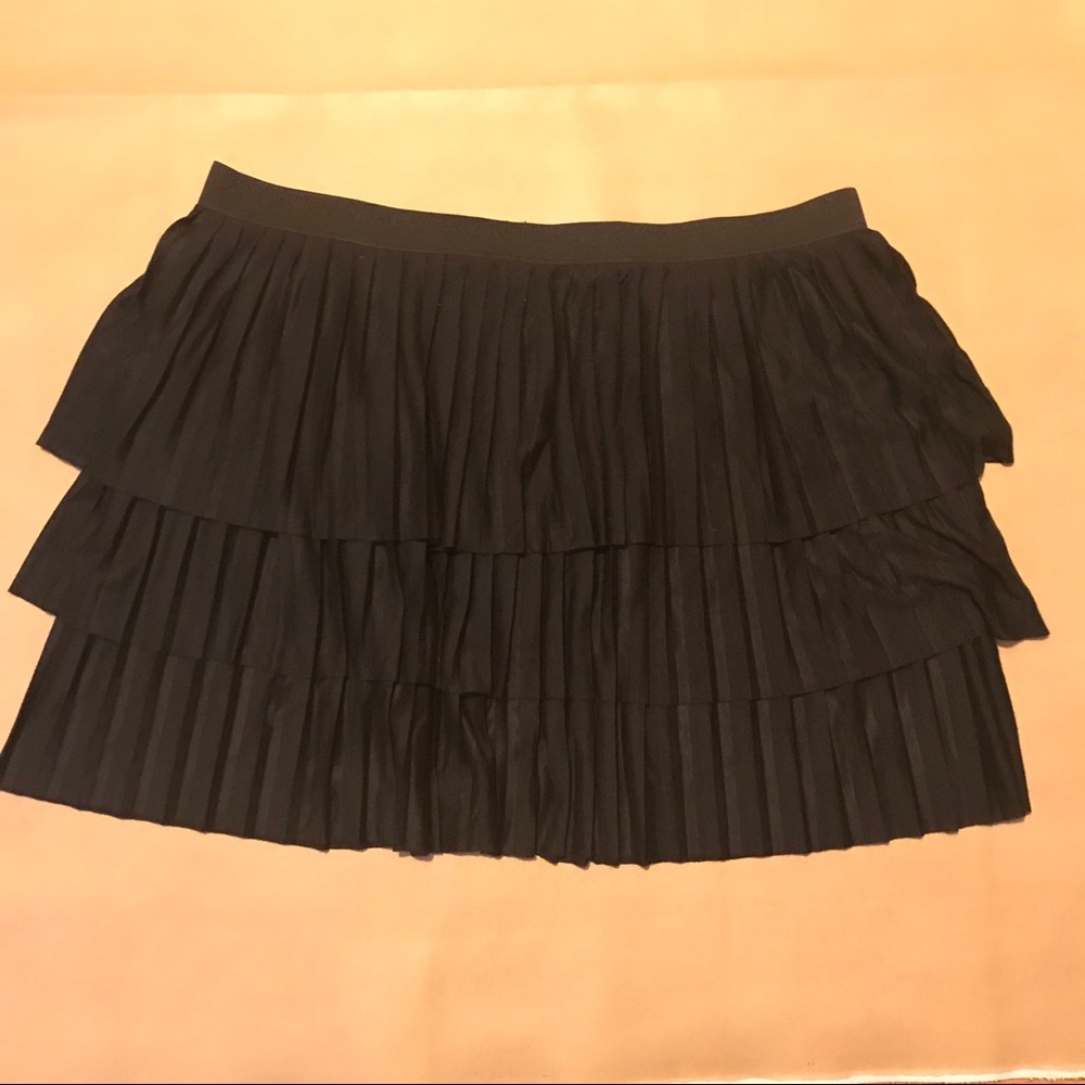 Old Navy - Pleated skirt